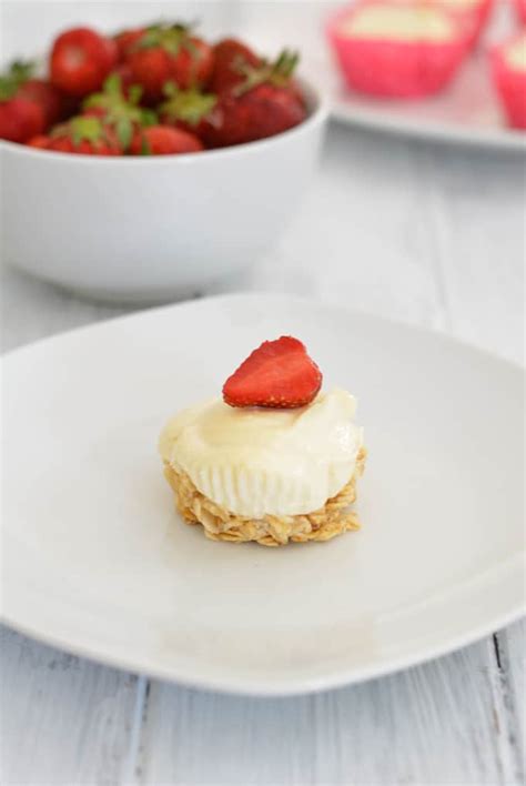 cheesecake-bites-small-bite-dessert-nourished-simply image