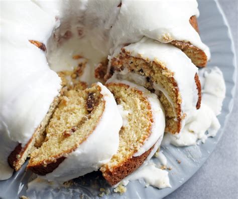 cinnamon-roll-bundt-cake-5-boys-baker image