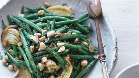 lemon-roasted-green-beans-with-marcona-almonds image
