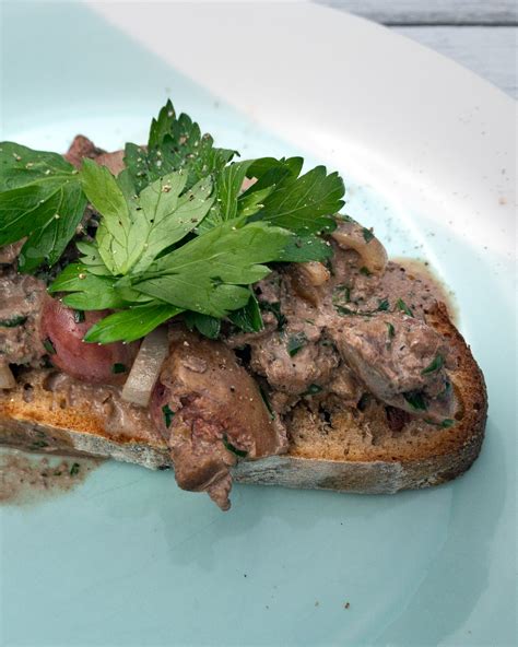 chicken-livers-on-toast-max-makes-munch image