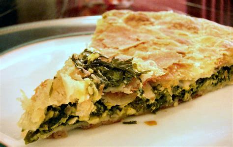 byrek-spinach-pie-albanian-deelishrecipescom image