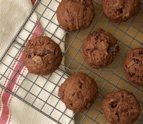 fudgy-kahlua-brownie-cookies-bake-or-break image