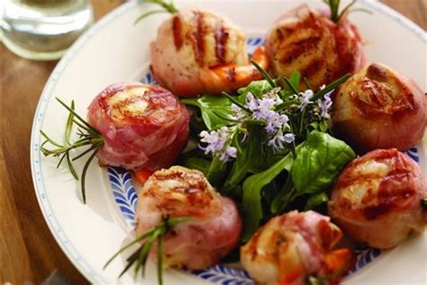 scallops-with-prosciutto-and-balsamic-glaze image
