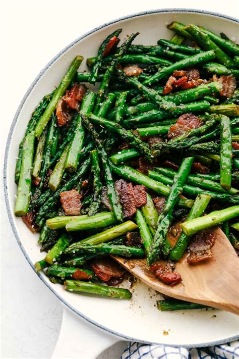 sauted-garlic-asparagus-with-bacon-the-recipe-critic image