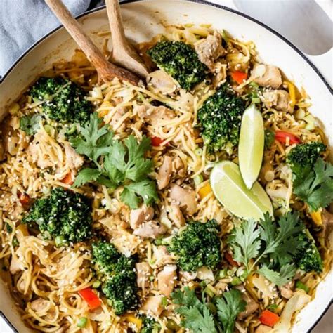 40-easy-chicken-recipes-to-make-for-dinner image