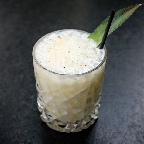 batida-cocktail-recipe-liquorcom image