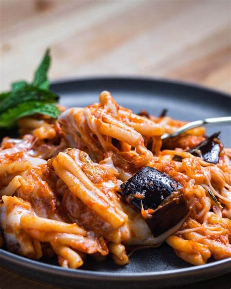 pasta-alla-siciliana-comfort-food-heaven-sip-and-feast image