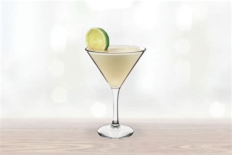smirnoff-pineapple-martini-cocktail-cocktail image