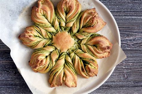 savory-star-bread-king-arthur-baking image