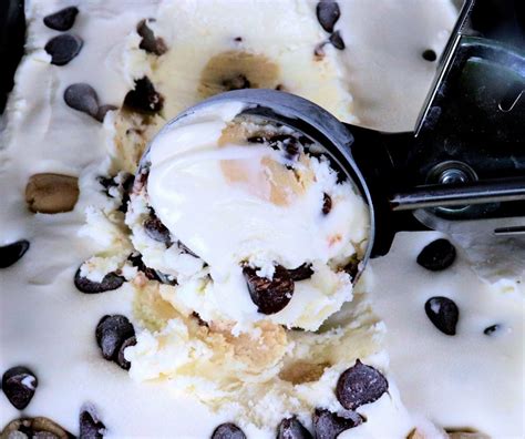 no-churn-ice-cream-recipe-with-edible-cookie-dough image