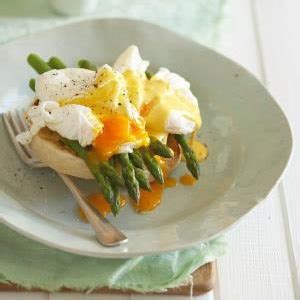 asparagus-eggs-benedict-food24 image