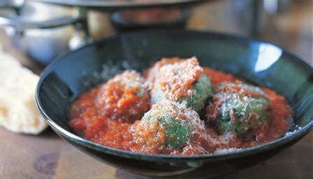 gnocchi-di-spinaci-e-ricotta-recipe-bbc-food image