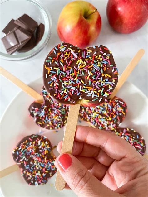 chocolate-apple-slices-my-fussy-eater-easy-family image