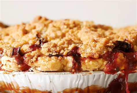 strawberry-rhubarb-pie-recipe-leites-culinaria image