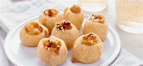 robinhood-mini-potato-and-caramelized-onion-puffs image