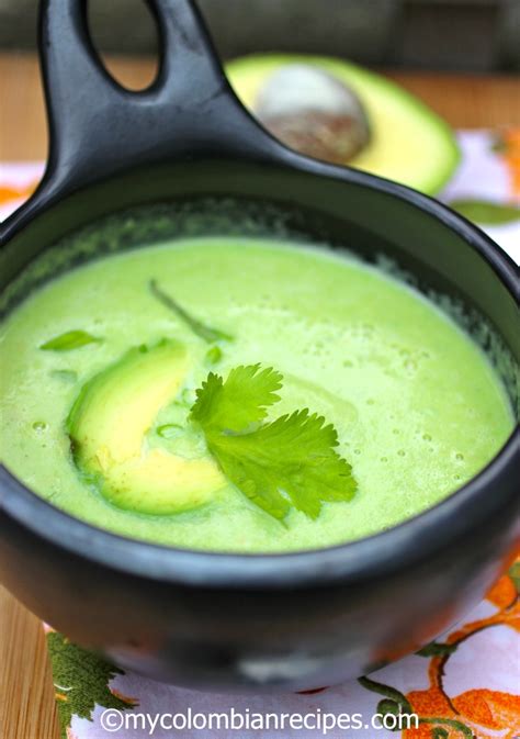 crema-de-aguacate-colombian-creamy-avocado-soup image