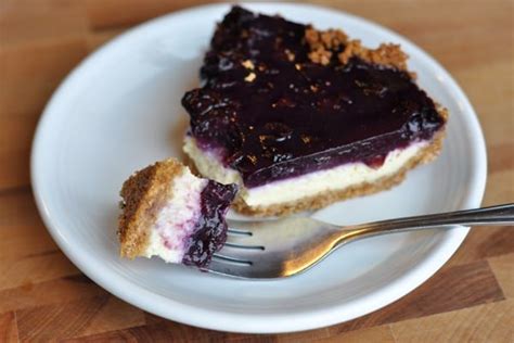 blueberry-cheesecake-pie-simple-summer-dessert image