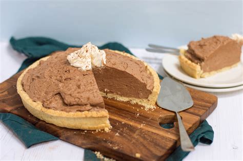 no-bake-chocolate-mousse-pie-recipe-the-spruce-eats image
