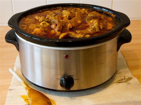 crock-pot-spicy-beef-curry-stew-recipe-cdkitchencom image