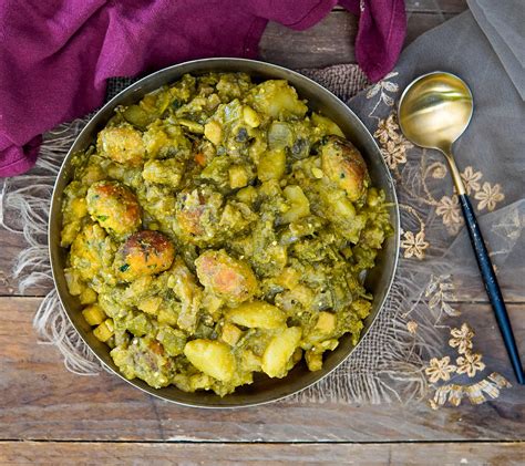 gujarati-undhiyu-recipe-mixed-vegetable-with image