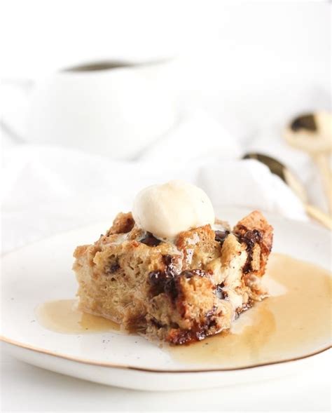 bourbon-banana-chocolate-chip-bread-pudding-lively image