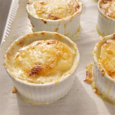 individual-herbed-potato-gratins-with-gruyre-williams image
