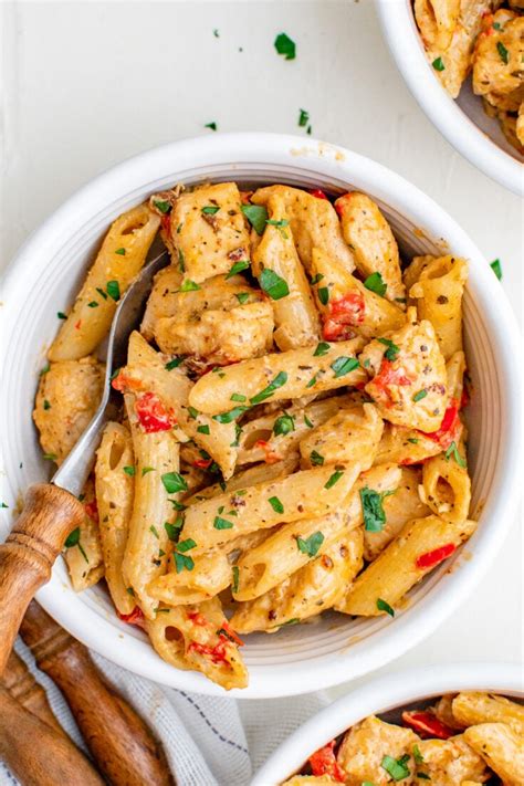 creamy-cajun-chicken-pasta-recipe-the-novice-chef image