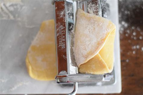 how-to-use-a-pasta-machine-to-make image