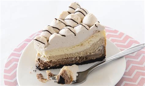 b52-cheesecake-cheesecake-rich-cheesecake-desserts image