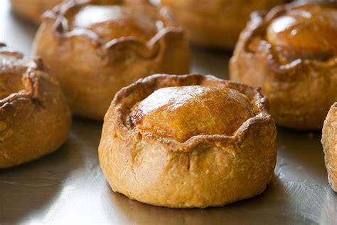 recipe-make-your-own-melton-mowbray-pork-pie image