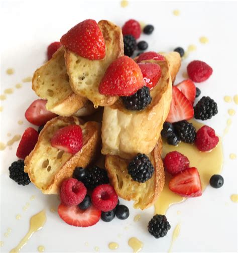 fab-recipe-very-berry-french-toast-fab-food-chicago image