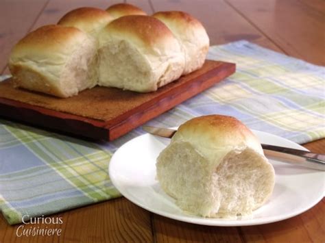 fluffy-white-dinner-rolls-with-a-bread-machine-option image