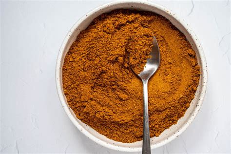 tandoori-masala-spice-mix-recipe-the-spruce-eats image