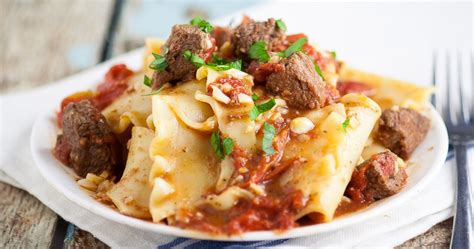 beef-and-tomatoes-over-noodles-recipe-the image