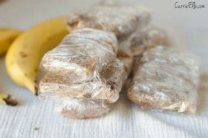 low-calorie-chocolate-banana-oatmeal-breakfast-bars image