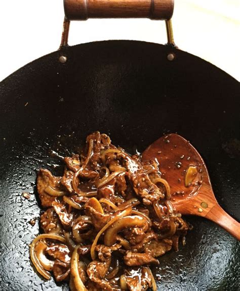 stir-fried-beef-with-black-pepper-recipe-viet-world-kitchen image