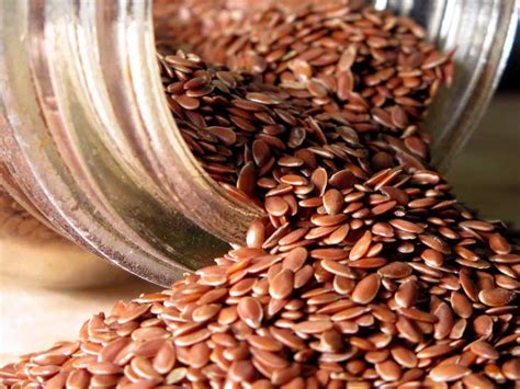 flaxseed-9-health-benefits-and-how-to-eat image