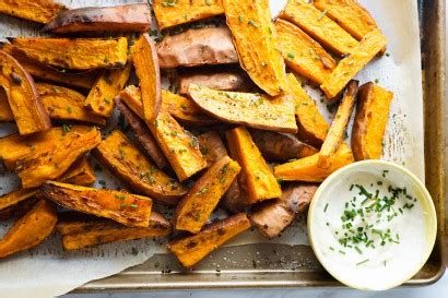 roasted-sweet-potato-wedges-with-simple-homemade image