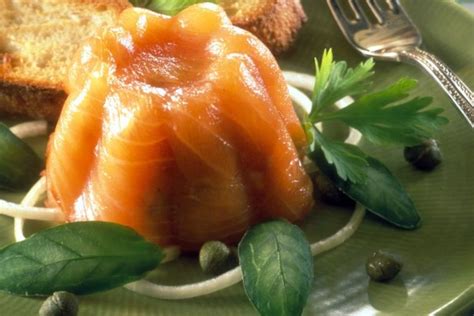 smoked-salmon-pt-with-chives-canadian-goodness image