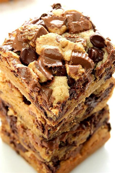 peanut-butter-chocolate-reeses-bars-recipe-crunchy image