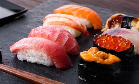 nigiri-sushi-everything-you-need-to-know-here-top image