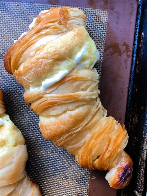 lobster-tail-pastry-feeling-foodish image