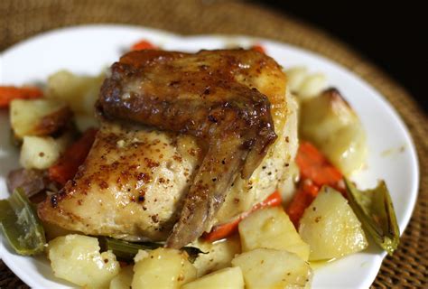 one-dish-roasted-chicken-dinner-with-potatoes image