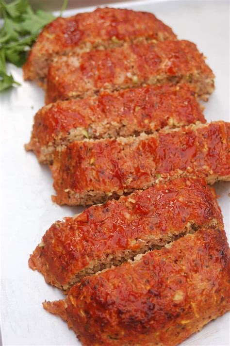 turkey-meatloaf-with-quinoa-zucchini-simple image
