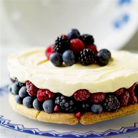 summer-berry-tiramisu-cake-dessert image