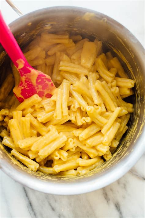 real-stovetop-mac-and-cheese-recipe-cookie-and-kate image