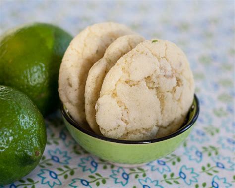 lime-pepita-sugar-cookies-flour-arrangements image