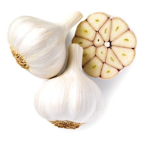 the-dos-and-donts-of-how-to-cook-with-garlic-chatelaine image