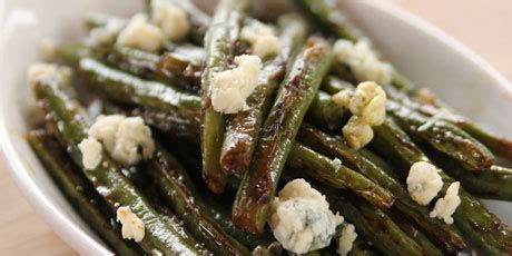 best-sauteed-green-beans-with-lemon-and-blue image