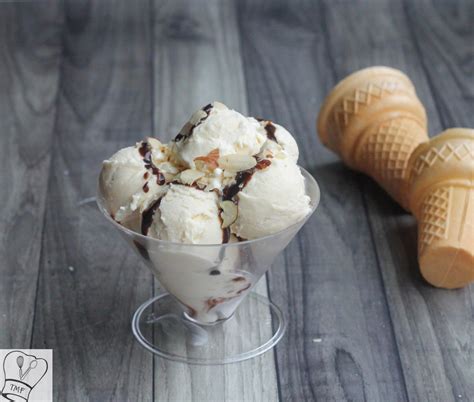 vanilla-ice-cream-3-ingredients-eggless image